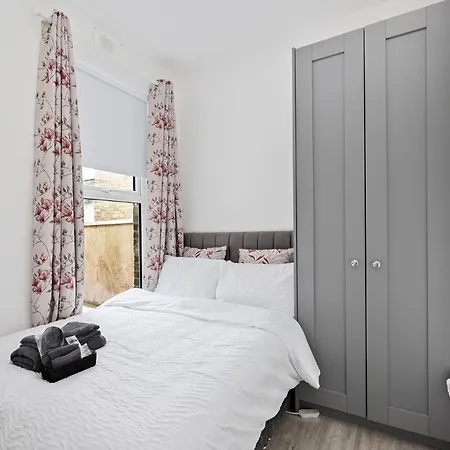 - Richmond בית אירוח