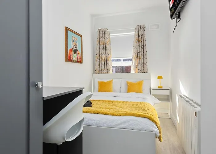 - Richmond * Dublín